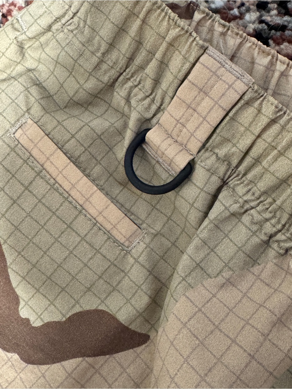 Undercover Desert Camo Elastic Waist Cargo Shorts - Tan & Brown - Picture 3 of 4